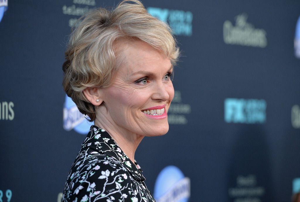 SANTA MONICA, CA - APRIL 06:  Actress Stephnie Weir attends the premiere of FX's "The Comedians" at The Broad Stage on April 6, 2015 in Santa Monica, California.  (Photo by Alberto E. Rodriguez/Getty Images)