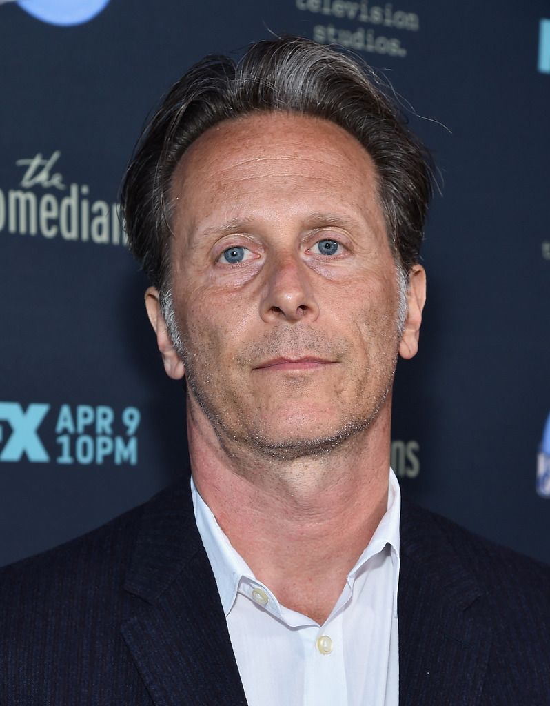 SANTA MONICA, CA - APRIL 06:  Actor Steven Weber attends the premiere of FX's "The Comedians" at The Broad Stage on April 6, 2015 in Santa Monica, California.  (Photo by Alberto E. Rodriguez/Getty Images)