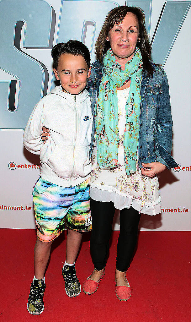 Robin Hurley and Vanessa Hurley  pictured at the special screening of  the movie  Spy  at The Odeon Cinema in Point Village Dublin..Picture:Brian McEvoy.