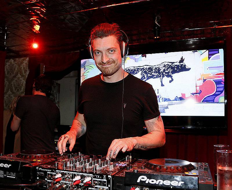 
Nathan Connolly from Snow Patrol at the launch of Orchard Thieves Cider at the Den-photo Kieran Harnett