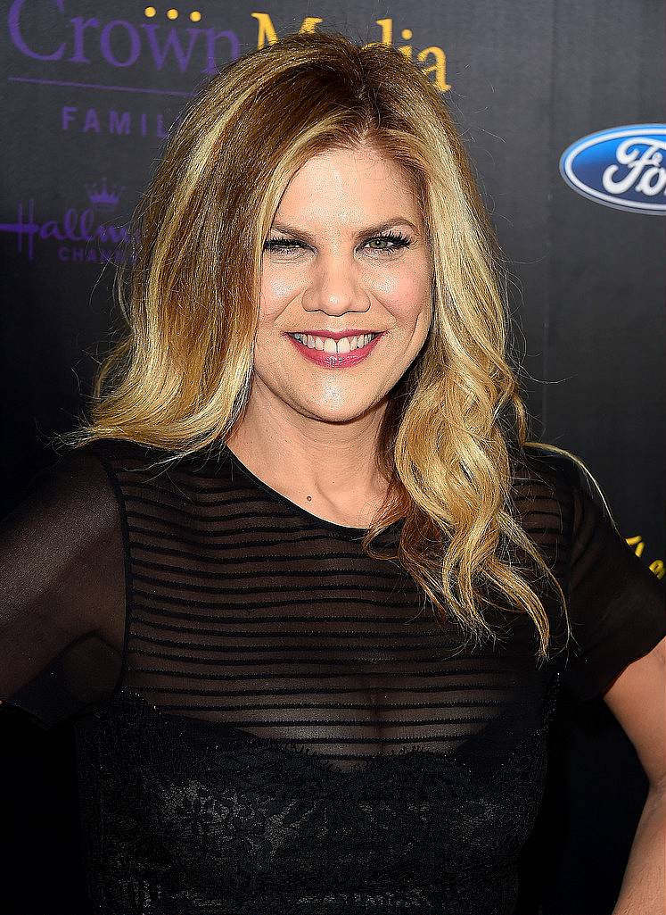 BEVERLY HILLS, CA - MAY 19:  Actress Kristen Johnston  arrives at the 40th Anniversary Gracies Awards at The Beverly Hilton Hotel on May 19, 2015 in Beverly Hills, California.  (Photo by Frazer Harrison/Getty Images)