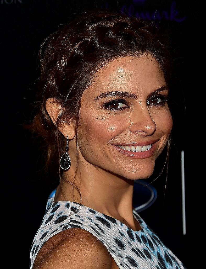 Presenter Maria Menounos poses on arrival for the 40th anniversary of the Gracies Awards in Beverly Hills, California on May 19, 2015, presented by The Alliance for Women in Media.   AFP PHOTO / FREDERIC J. BROWN        (Photo credit should read FREDERIC J. BROWN/AFP/Getty Images)