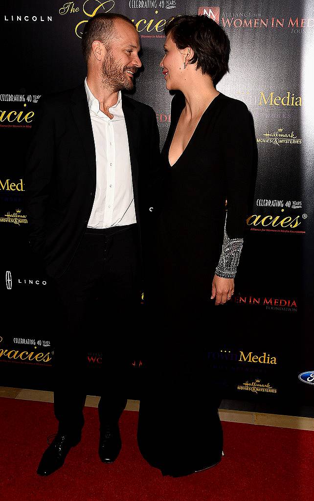 BEVERLY HILLS, CA - MAY 19:  Actors Peter Sarsgaard and  Maggie Gyllenhaal arrive at the 40th Anniversary Gracies Awards at The Beverly Hilton Hotel on May 19, 2015 in Beverly Hills, California.  (Photo by Frazer Harrison/Getty Images)