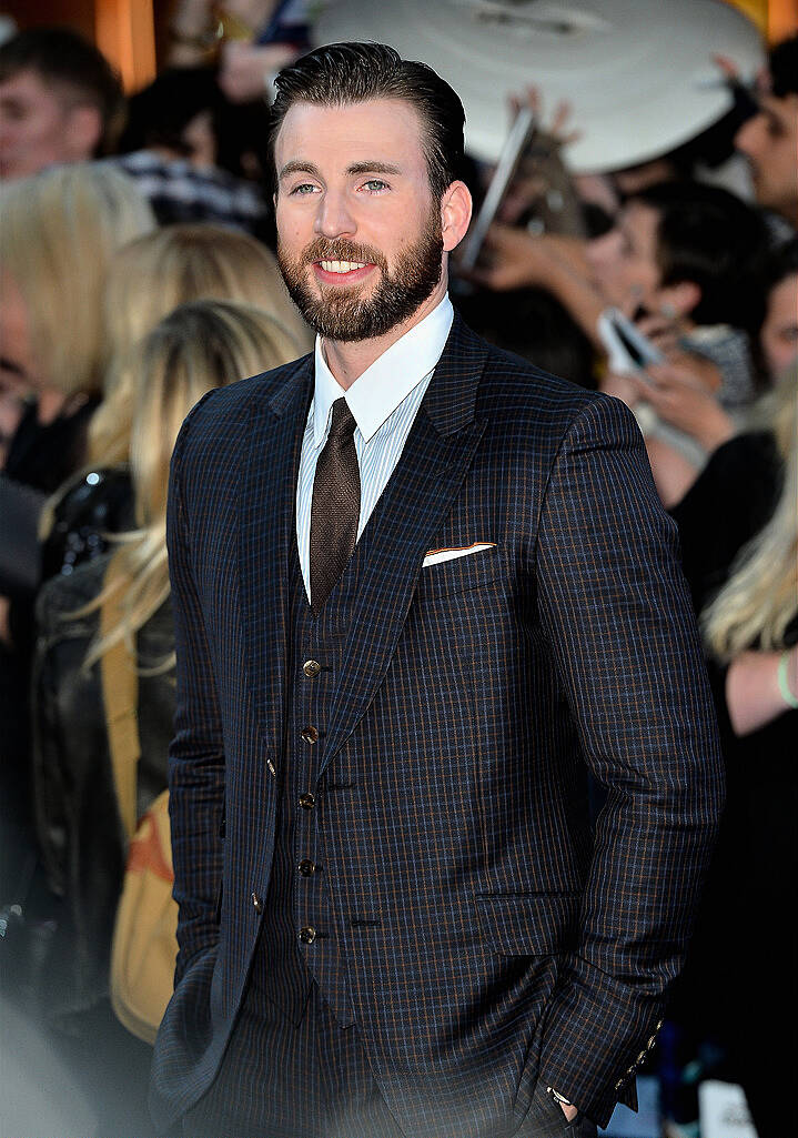 LONDON, ENGLAND - APRIL 21:  Chris Evans attends "The Avengers: Age Of Ultron" European premiere at Westfield London on April 21, 2015 in London, England.  (Photo by Anthony Harvey/Getty Images)