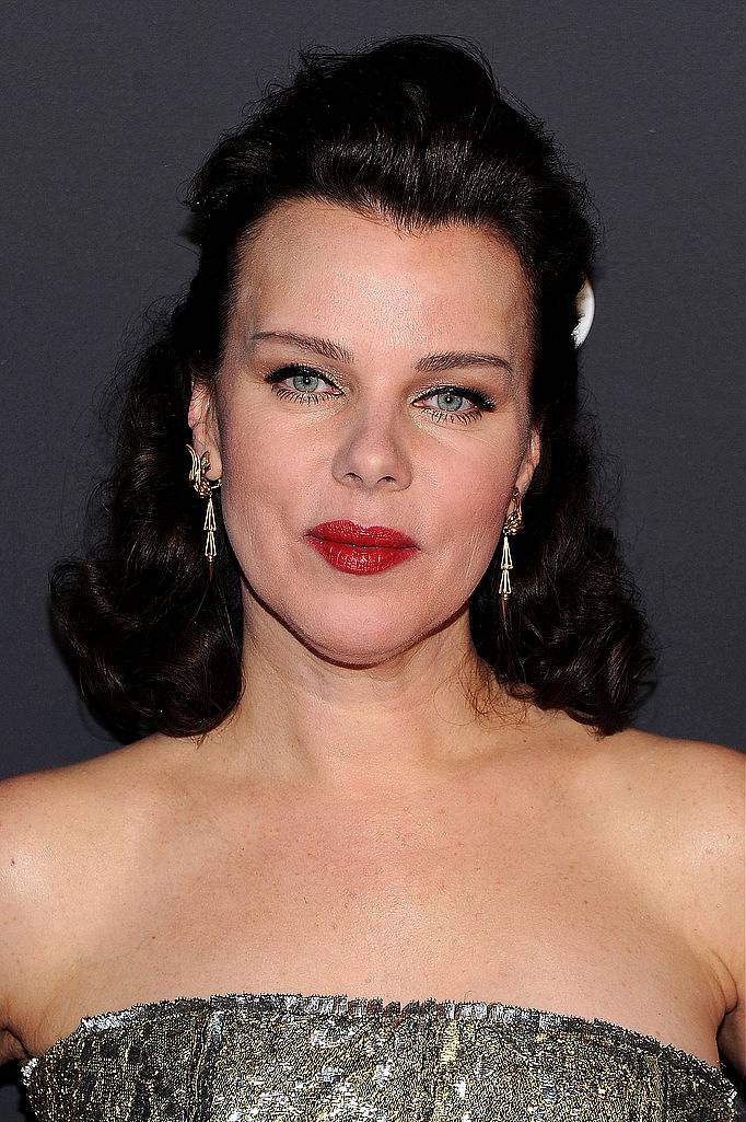 NEW YORK, NY - APRIL 27:  Actress Debi Mazar attends the 2015 AAFA American Image Awards on April 27, 2015 in New York City.  (Photo by Andrew Toth/Getty Images for American Image Awards)