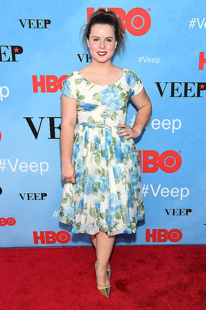 NEW YORK, NY - APRIL 06:  Actress Jessie Ennis attends the "VEEP" Season 4 New York Screening at the SVA Theater on April 6, 2015 in New York City.  (Photo by Jamie McCarthy/Getty Images)