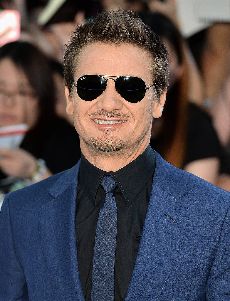 LONDON, ENGLAND - APRIL 21:  Jeremy Renner attends "The Avengers: Age Of Ultron" European premiere at Westfield London on April 21, 2015 in London, England.  (Photo by Anthony Harvey/Getty Images)