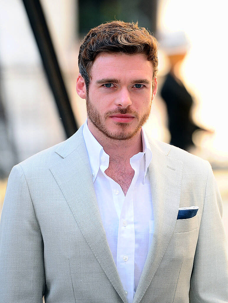 LONDON, ENGLAND - JUNE 03:  Richard Madden attends the Royal Academy of Arts Summer Exhibition on June 3, 2015 in London, England.  (Photo by Stuart C. Wilson/Getty Images)