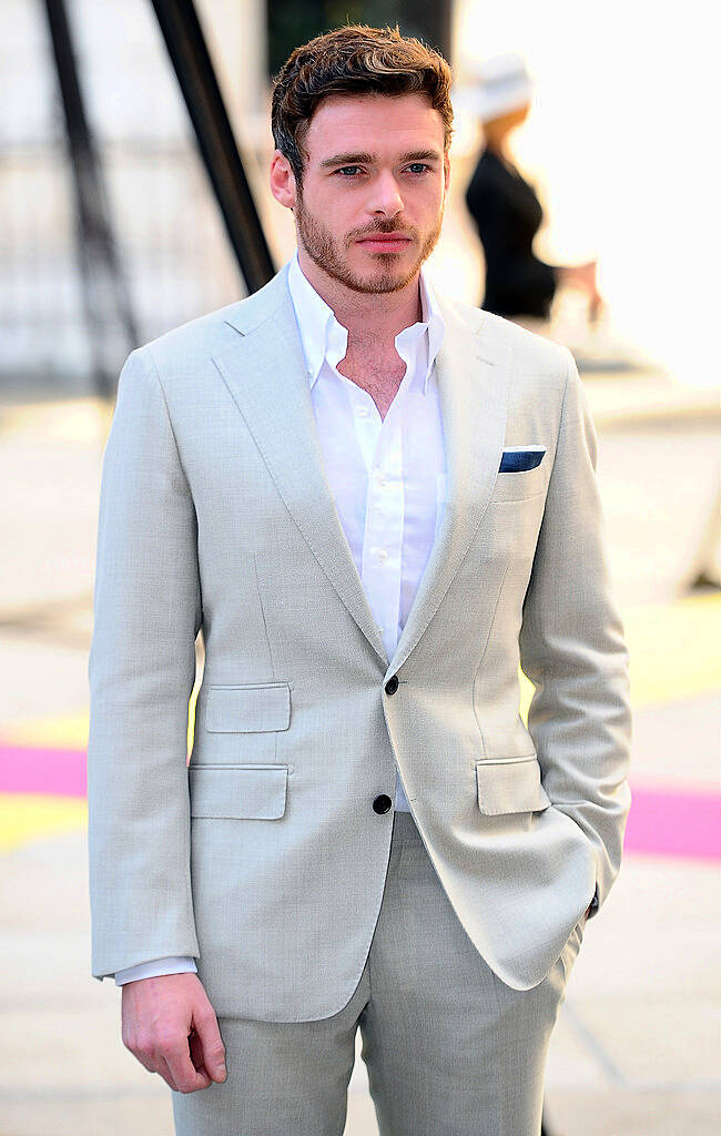 LONDON, ENGLAND - JUNE 03:  Richard Madden attends the Royal Academy of Arts Summer Exhibition on June 3, 2015 in London, England.  (Photo by Stuart C. Wilson/Getty Images)