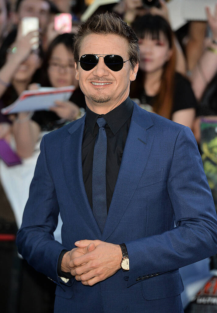 LONDON, ENGLAND - APRIL 21:  Jeremy Renner attends "The Avengers: Age Of Ultron" European premiere at Westfield London on April 21, 2015 in London, England.  (Photo by Anthony Harvey/Getty Images)