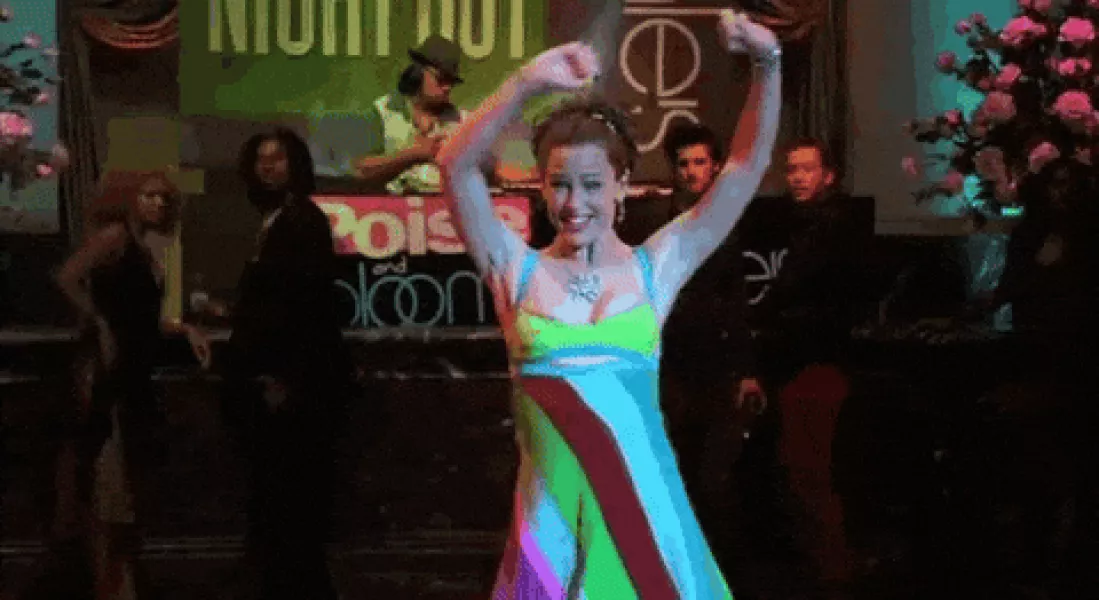 Jennifer Garner Dancing GIF - Find & Share on GIPHY