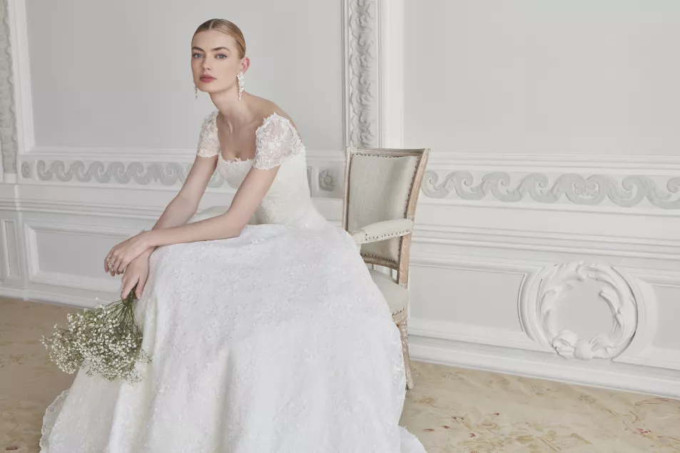 Phillipa Lepley Vienna Jasmine Ivy Couture Wedding Dress