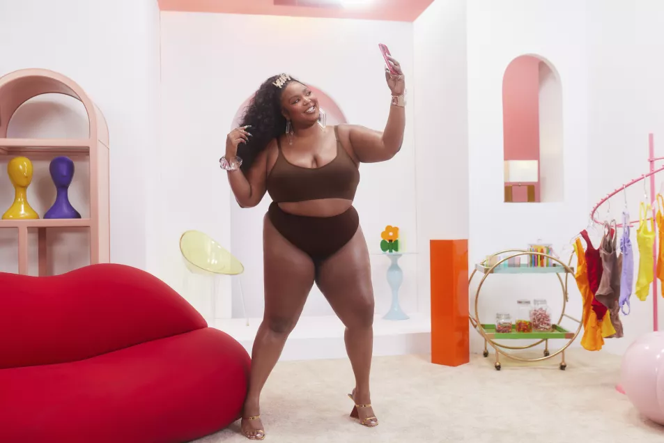 Lizzo claims new shapewear collection 'snatches and lifts' the body — The  Beat 92.5