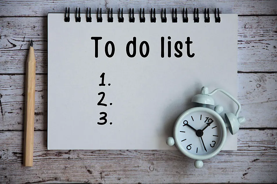 To do list with an alarm clock