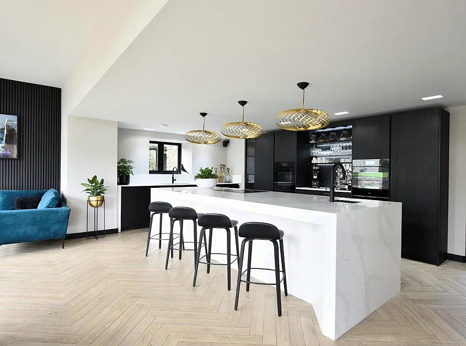 Modern kitchen with quartz worktop