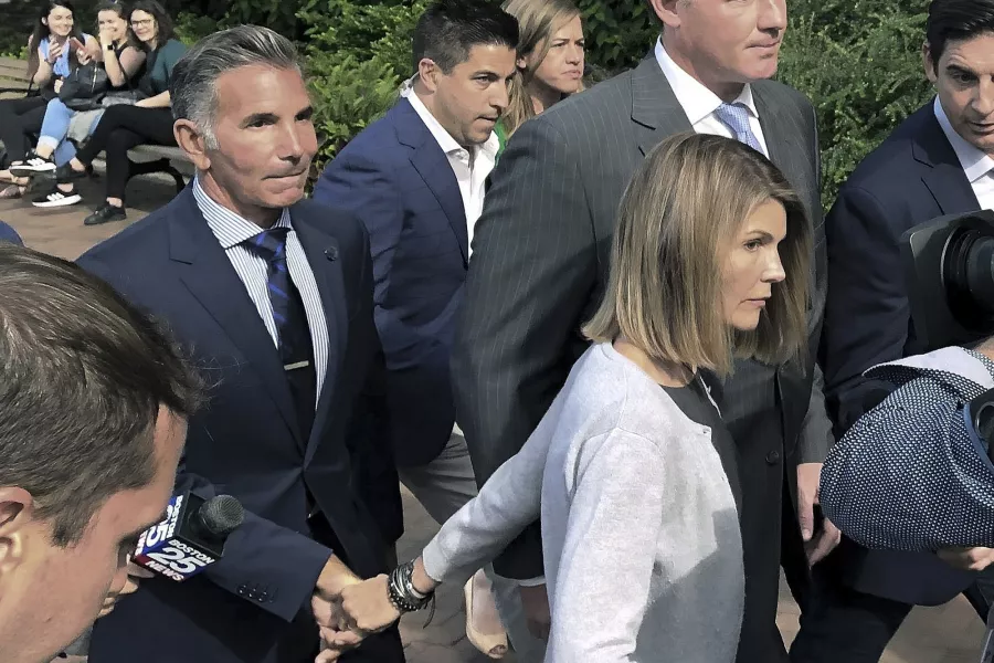 Lori Loughlin leaving court in August 2019