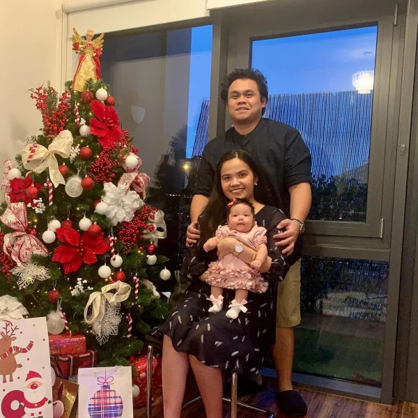 NHS nurse Eva Gicain with her husband Limuel and daughter Elleana. (Royal Papworth Hospital/ PA)