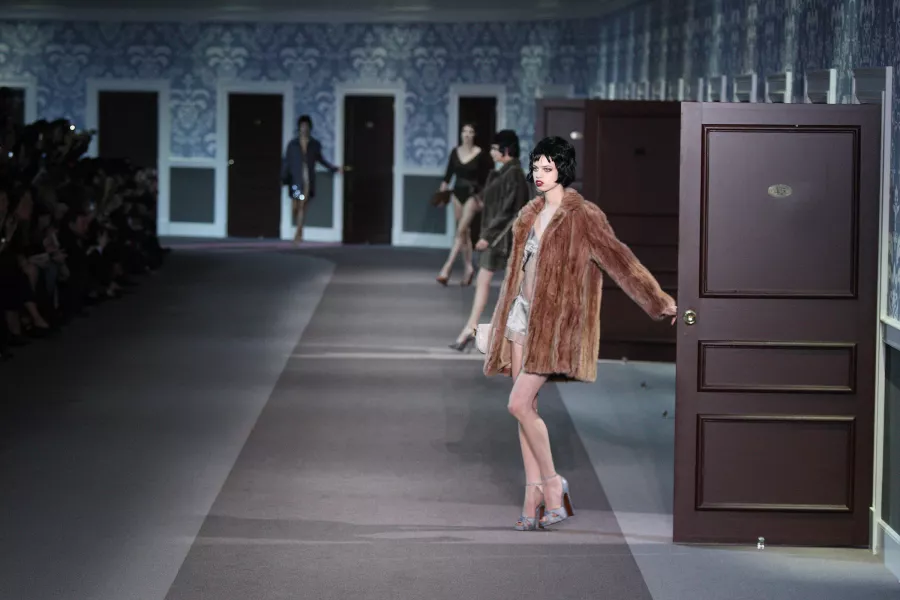 Marc Jacobs at Louis Vuitton: Most Iconic Catwalk Moments (Glamour