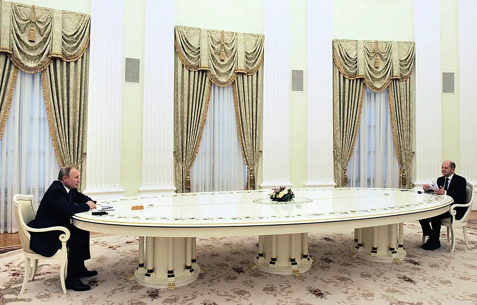 Vladimir Putin and Olaf Scholz during talks in the Kremlin