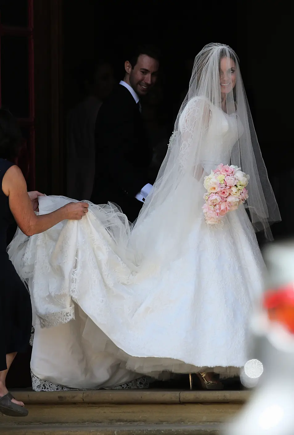 Spice Girl Geri Halliwell arrives for her wedding to Formula 1 boss Christian Horner