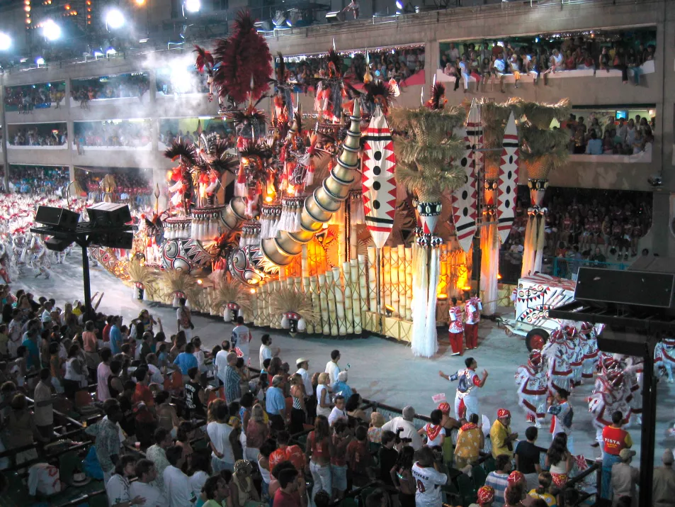 Floats at Carnival in 2003