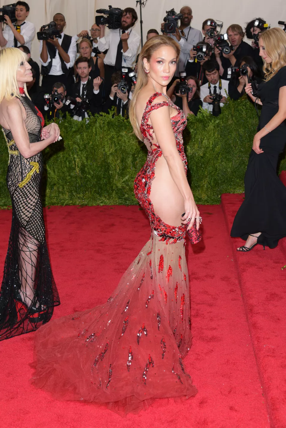 Kendall Jenner Shows Off Her Assets in Risqué Red Skintight Gown