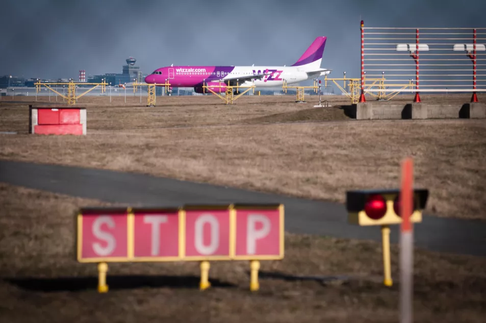 A Wizz Air plane