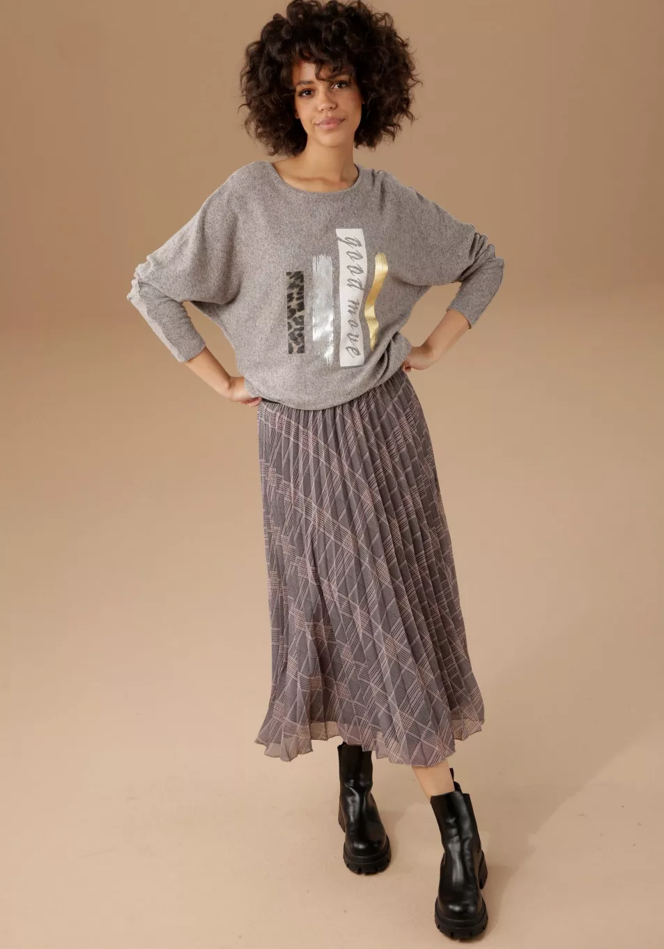 Aniston Long Sleeve Sweatshirt; Aniston Casual Checked Pleated Skirt