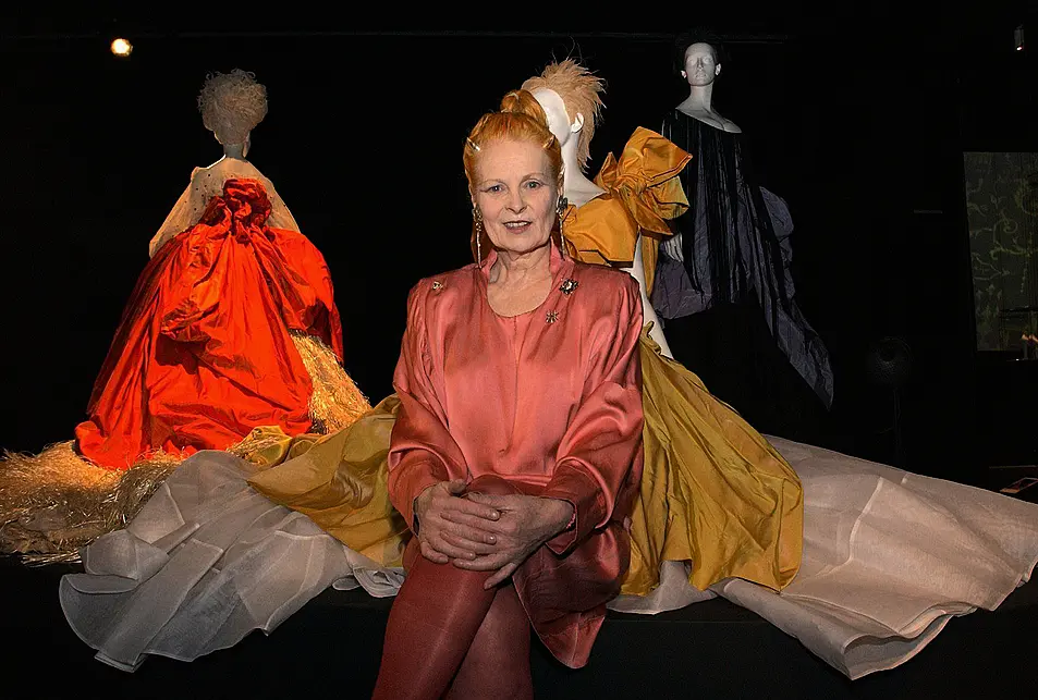 Observer, Vivienne Westwood, Queen of the King's road (5 décembre 1982 –  diktats