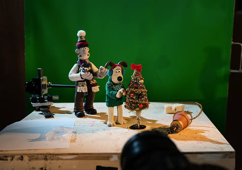 Wallace and Gromit idents being created