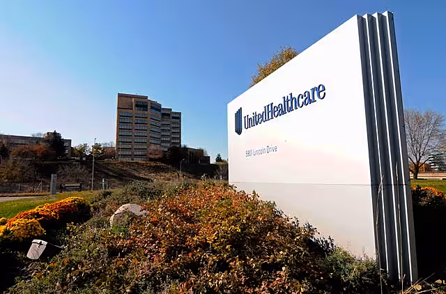Man pleads not guilty to federal death penalty charge in UnitedHealthcare case | BreakingNews.ie