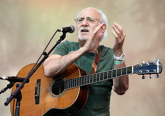 Peter Yarrow performing in 2014