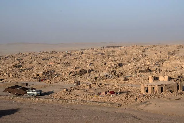 Uma aldeia destruída pelo terremoto