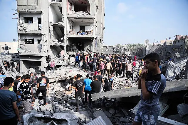 Warplanes Strike Gaza Refugee Camp as Israel Rejects US Push for Pause in  Fighting