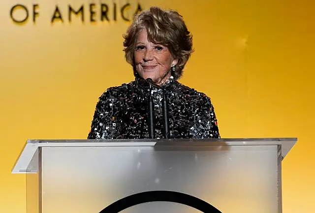 Linda Lavin speaking at a podium