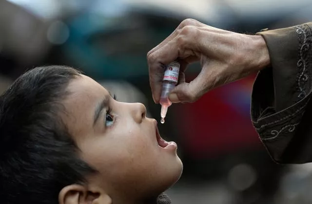 Queda da poliomielite