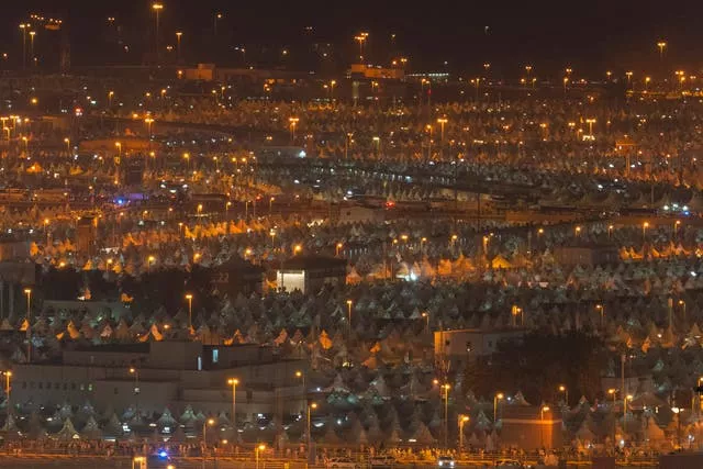 Hajj pilgrims in their thousands