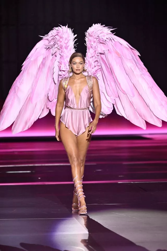 2024 Victoria’s Secret Fashion Show – Show