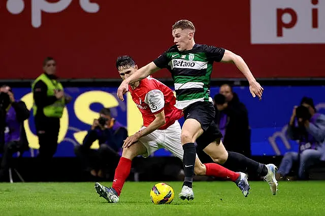 Sporting’s Viktor Gyoekeres is chased by Braga’s Paulo Oliveira 