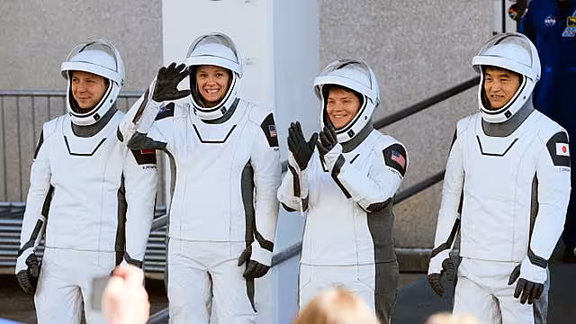 CORRECTION SpaceX Stuck Astronauts