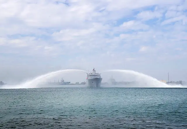 A Da Wu-class rescue and salvage ship during a drill in Kaohsiung City, Southern Taiwan 