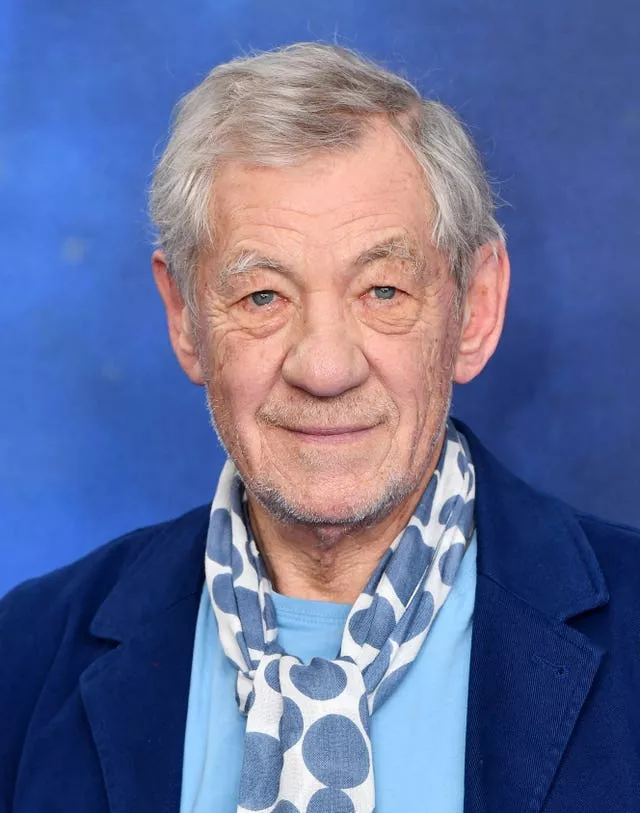 Sir Ian McKellen stage fall