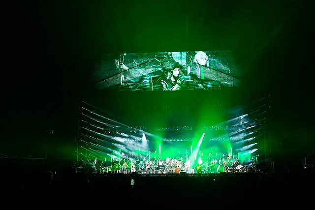 Hans Zimmer Spotlights Ukrainian Playing Inception Song Amid Air Raid – Deadline