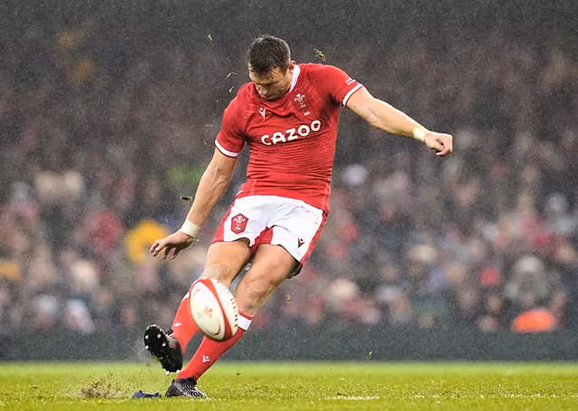 Dan Biggar impressed with the boot