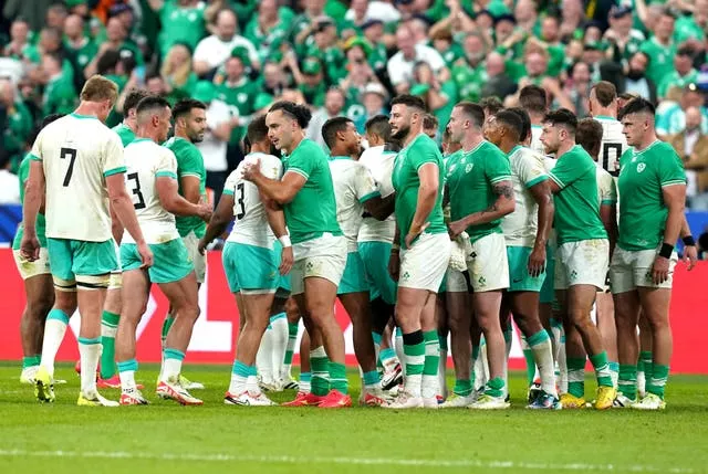 Ireland took control of Pool B with victory over South Africa