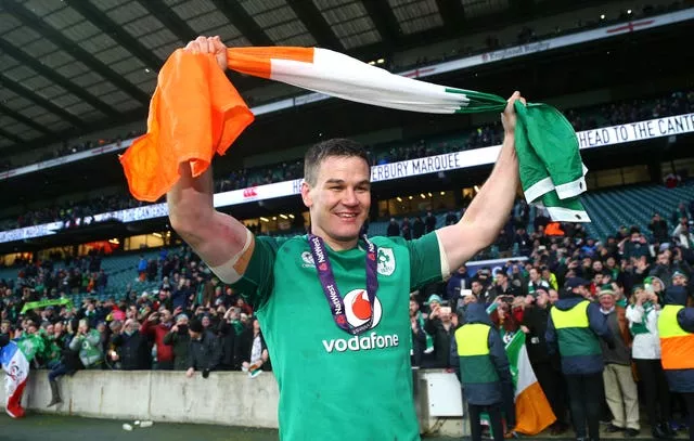 Johnny Sexton celebrates winning the grand slam