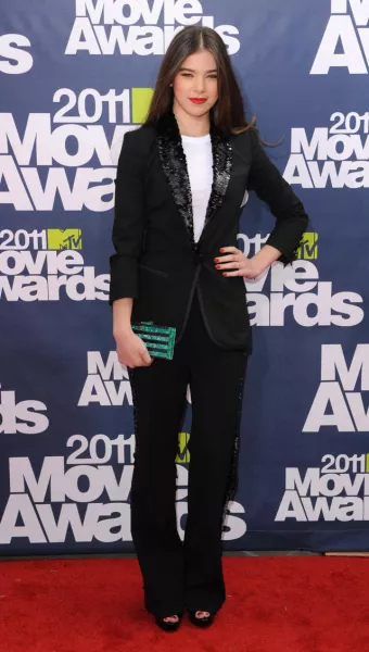 Hailee Steinfeld at the MTV Movie Awards 2011