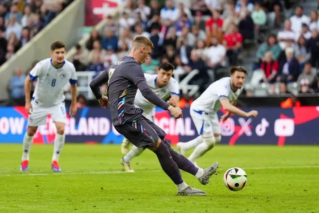 England’s Cole Palmer scores the opening goal