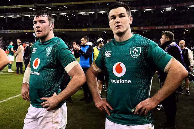 Peter O’Mahony, left, paid tribute to long-term international team-mate Johnny Sexton