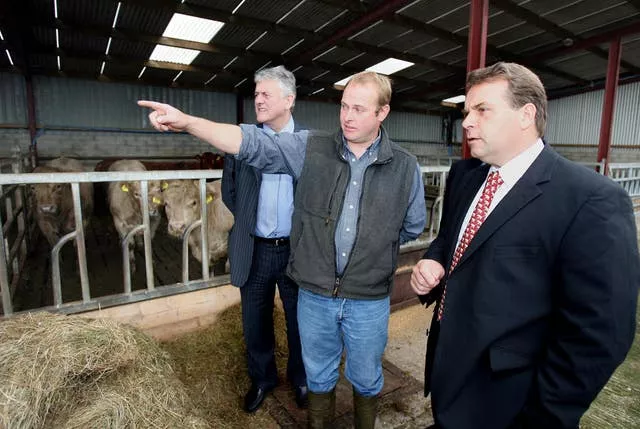 Farmers hail US lifting of dairy import restrictions